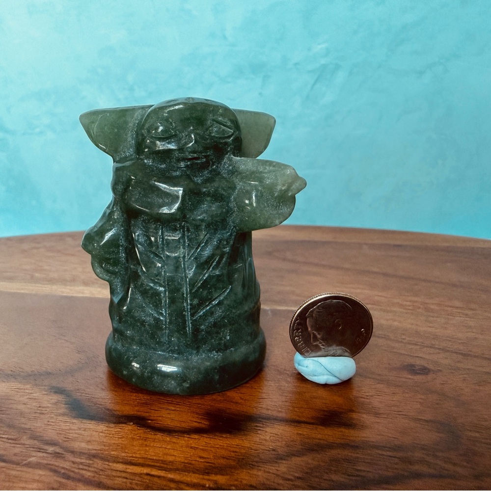 Natural Green Aventurine Master Yoda Star Wars Prosperity Palm Worry Stone Decor